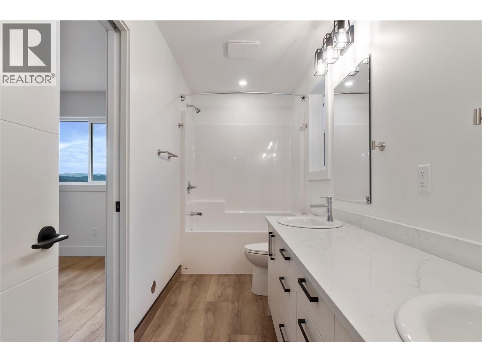 #38 981 12 Street SE - 53