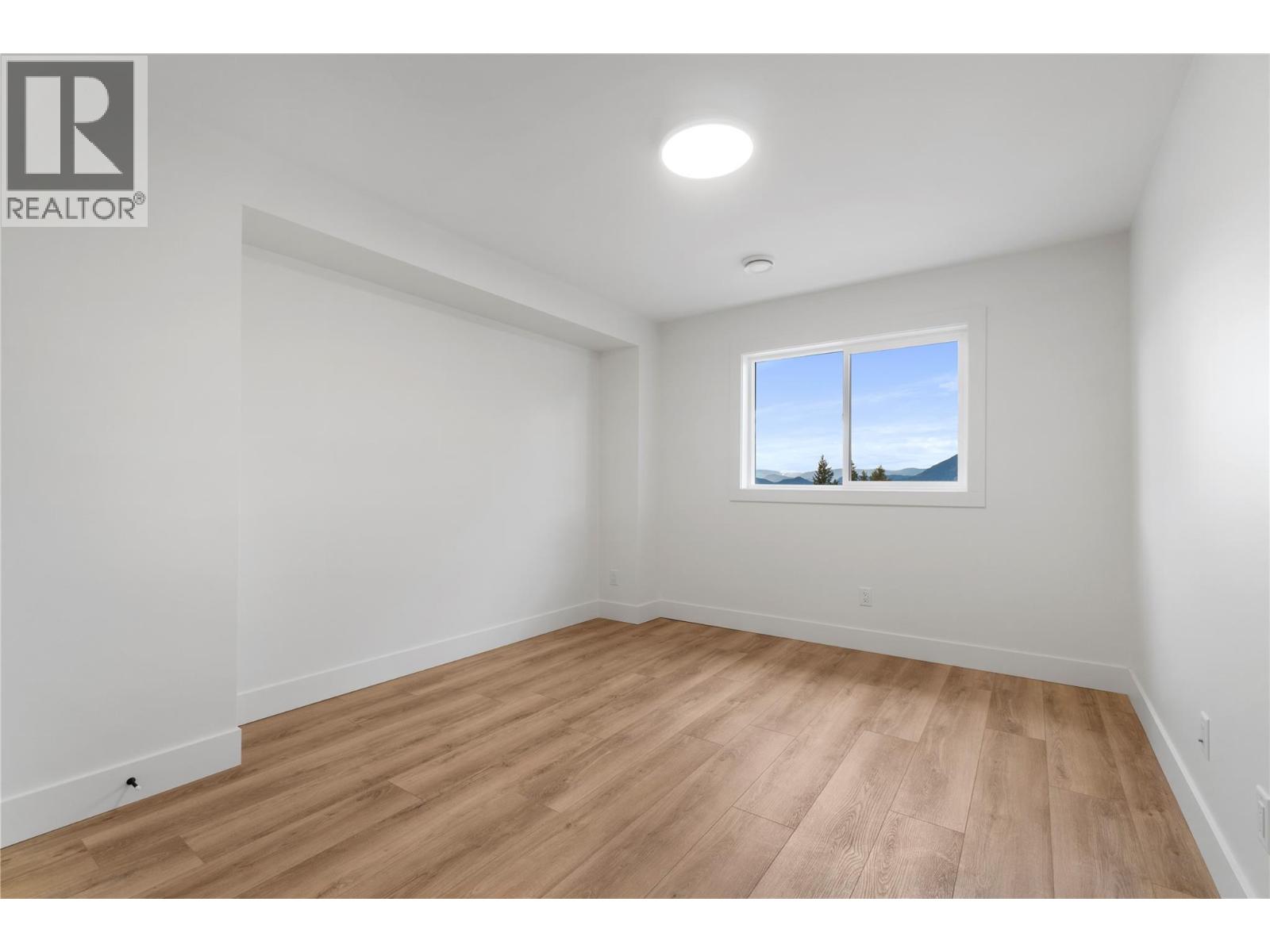 981 12 Street SE Unit# 38, Salmon Arm