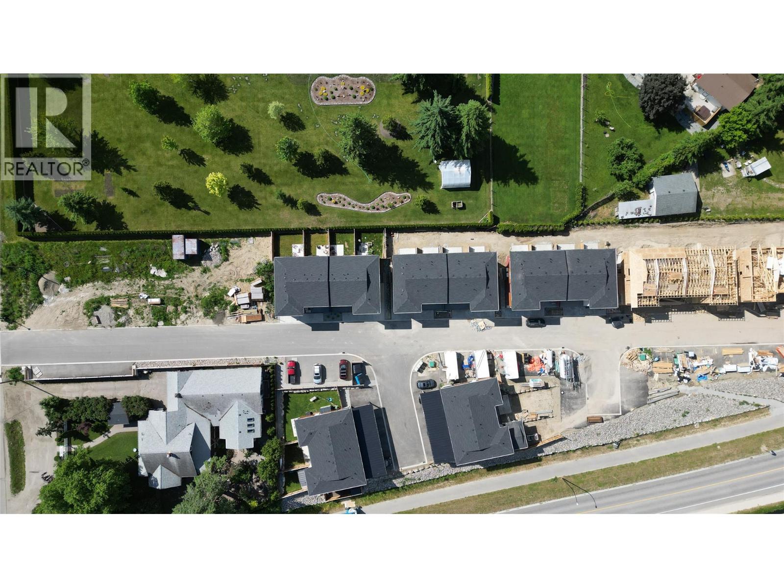 981 12 Street SE Unit# 35, Salmon Arm