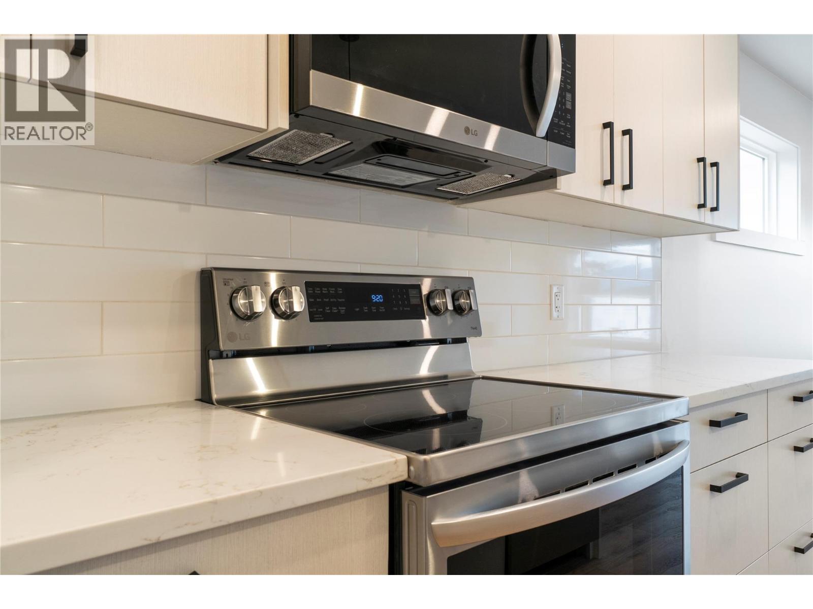 981 12 Street SE Unit# 35, Salmon Arm