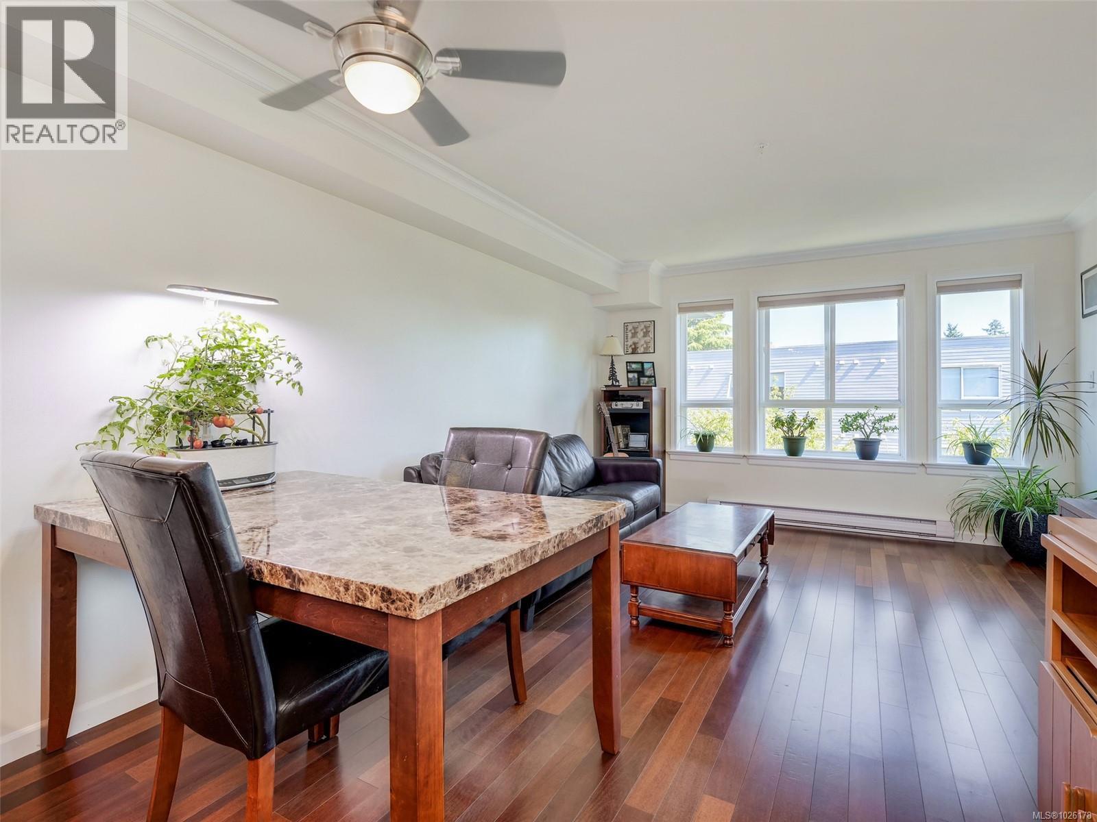 306 1514 Church Avenue, Saanich