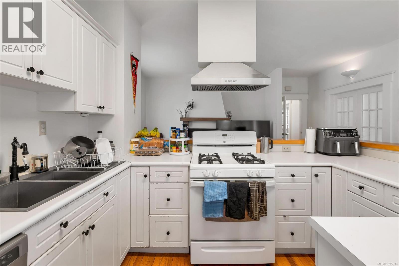  636 Cornwall Street, Victoria