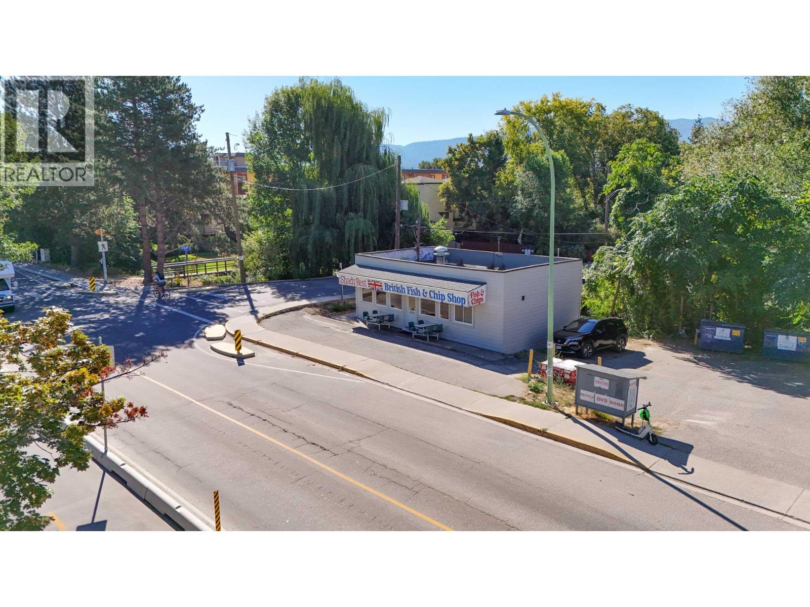  1359 Sutherland Avenue, Kelowna