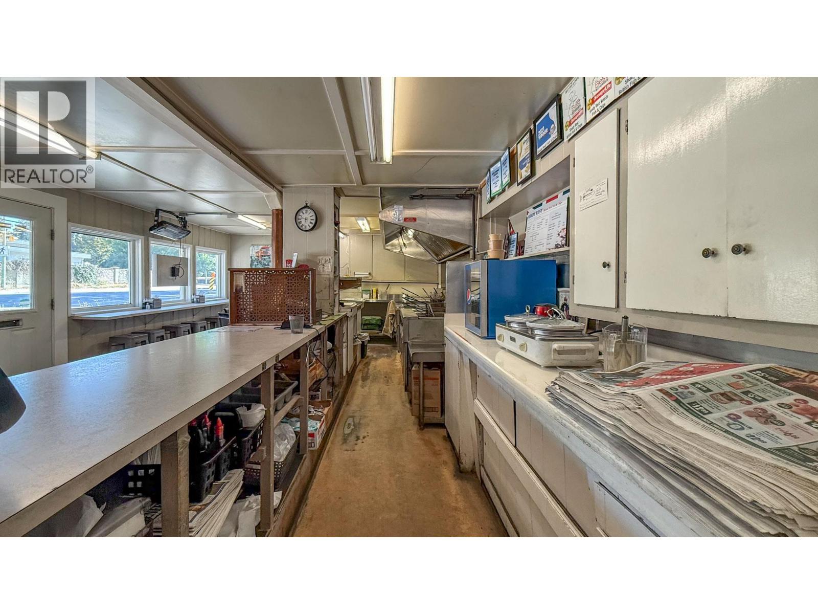  1359 Sutherland Avenue, Kelowna