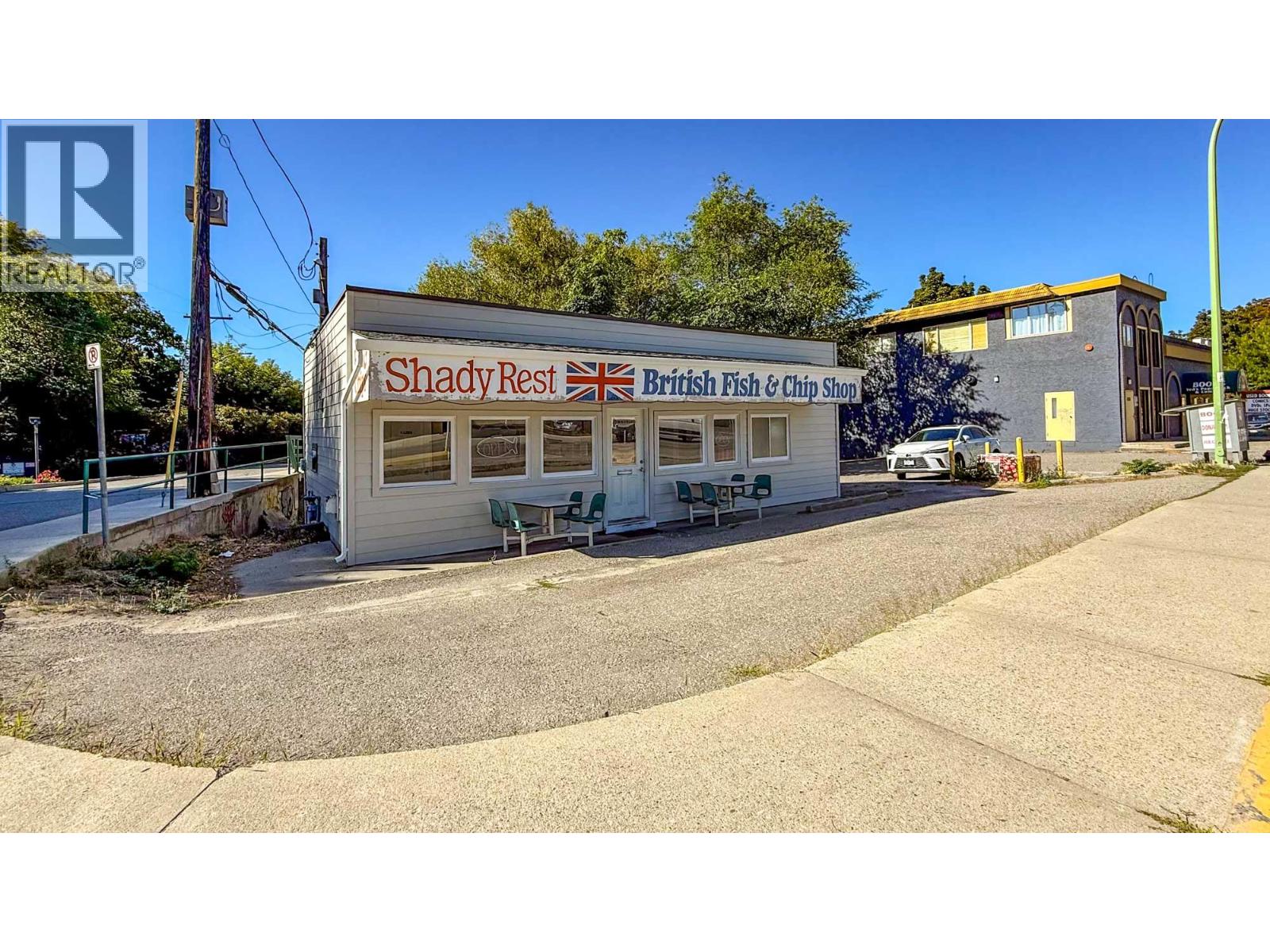  1359 Sutherland Avenue, Kelowna