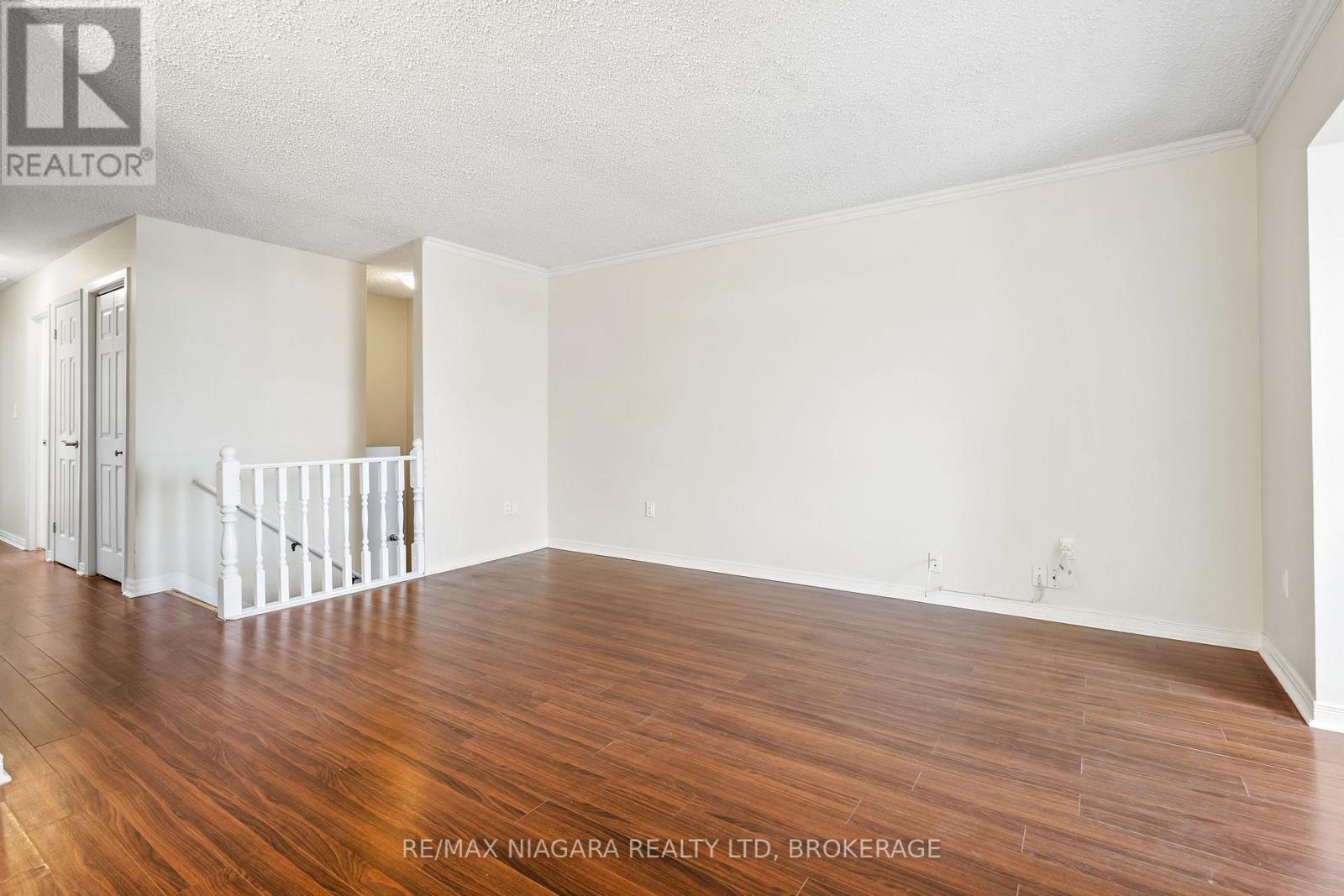 57 LORNE STREET - Photo 5 of 24, St. Catharines (E. Chester), Ontario