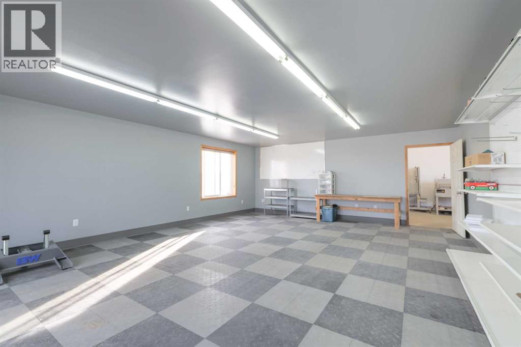 5222 44 Street - Photo 5 of 26, Rocky Mountain House, Alberta