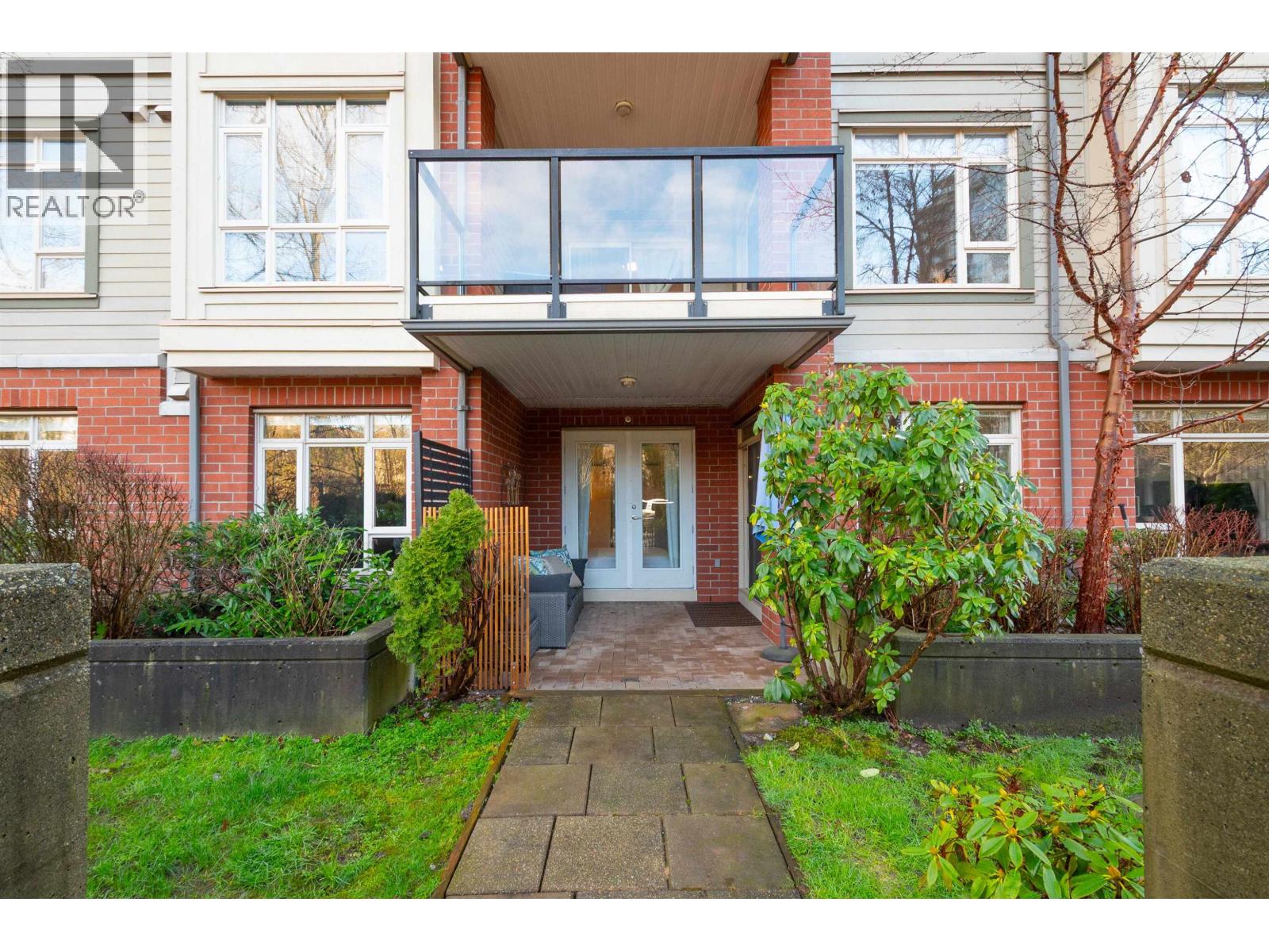 121 100 CAPILANO ROAD, Port Moody