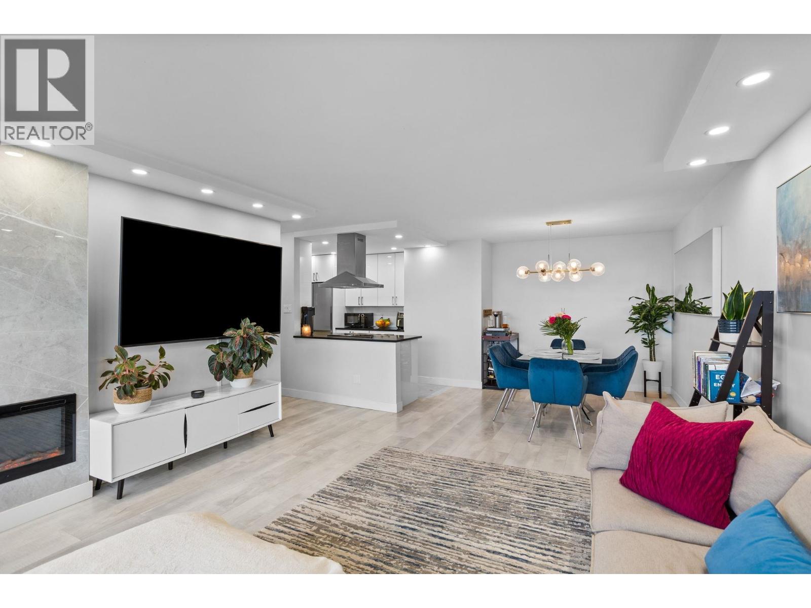 1501 6540 BURLINGTON AVENUE, Burnaby