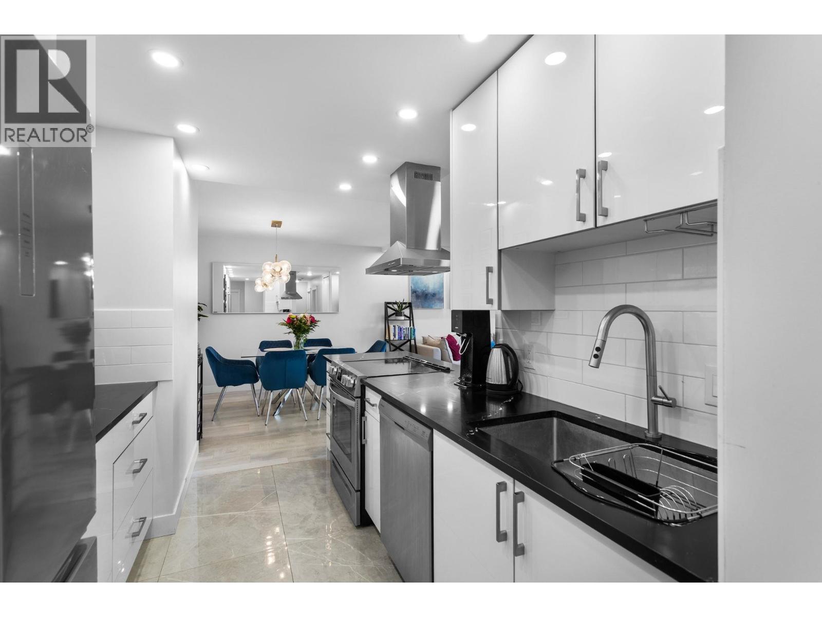 1501 6540 BURLINGTON AVENUE, Burnaby