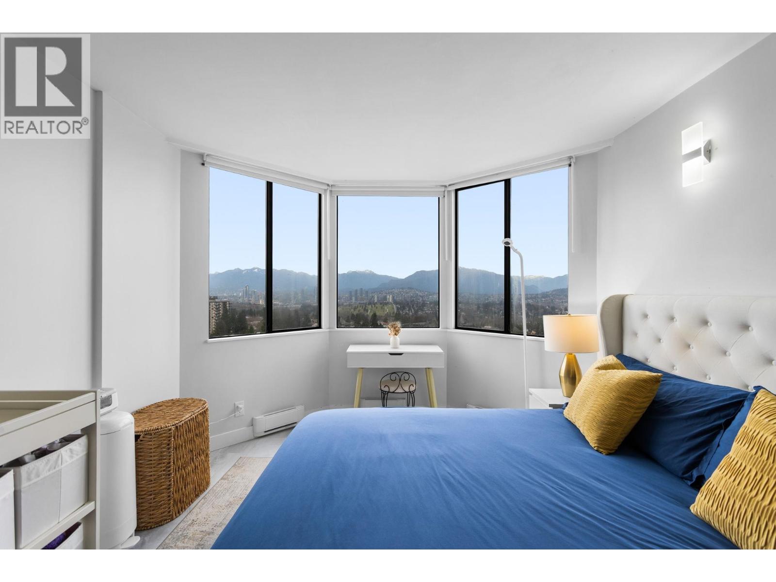 1501 6540 BURLINGTON AVENUE, Burnaby