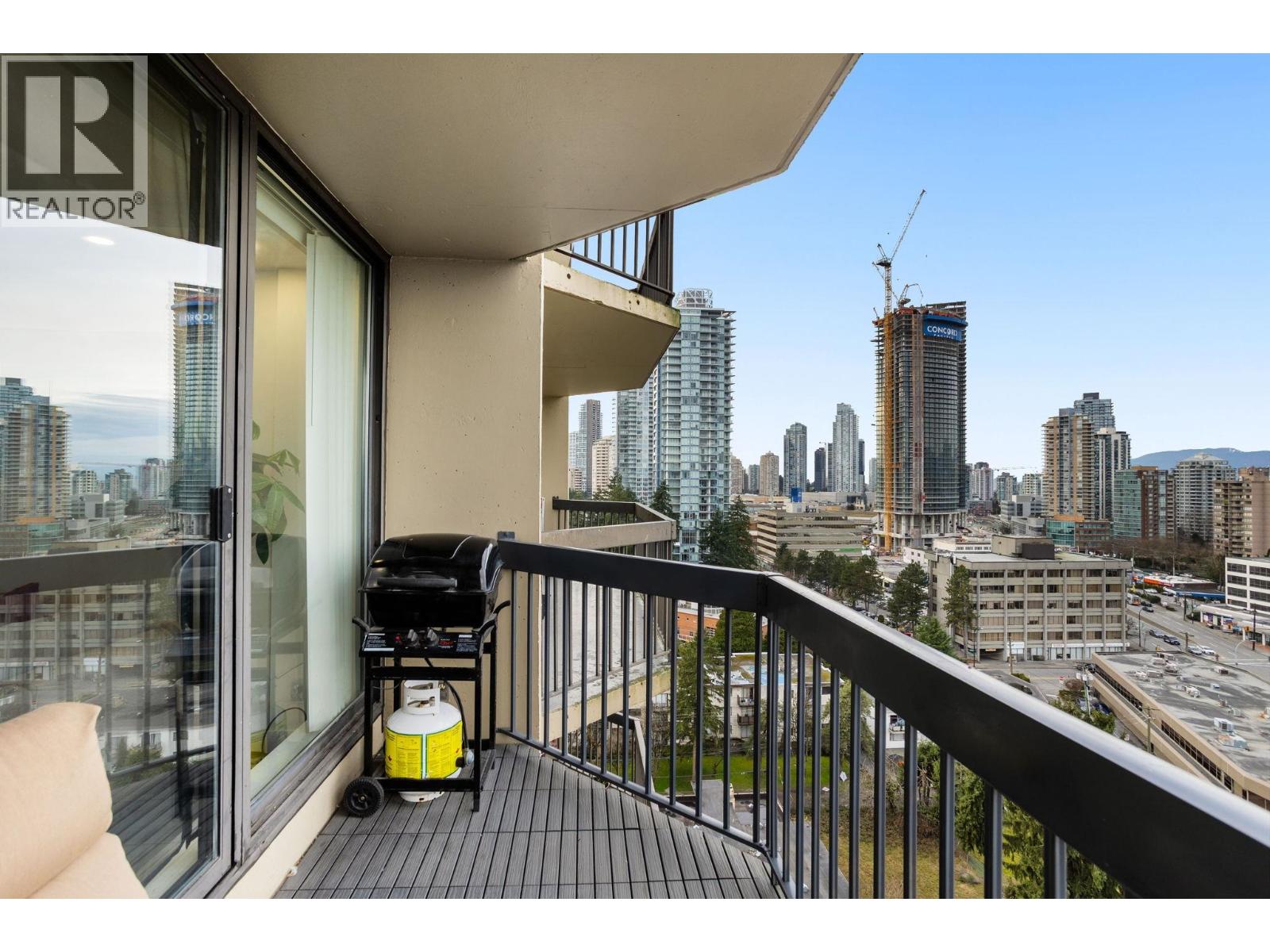 1501 6540 BURLINGTON AVENUE, Burnaby