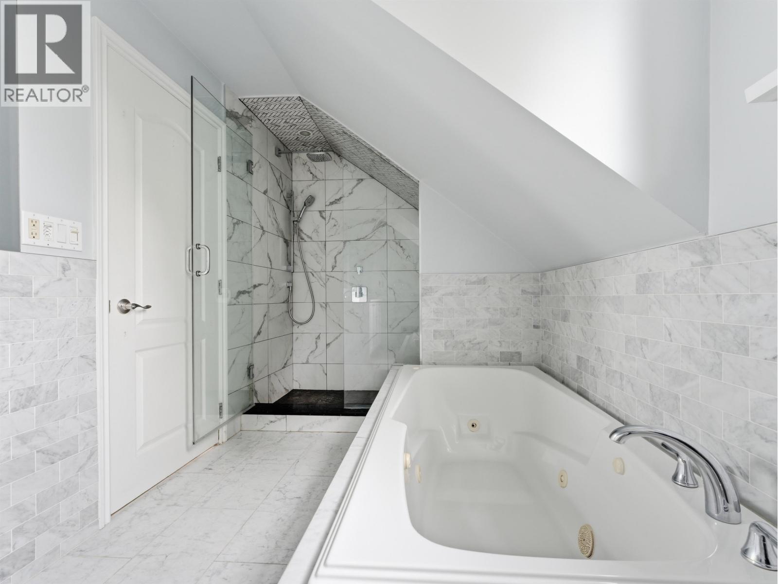 5140 SPERLING AVENUE, Burnaby