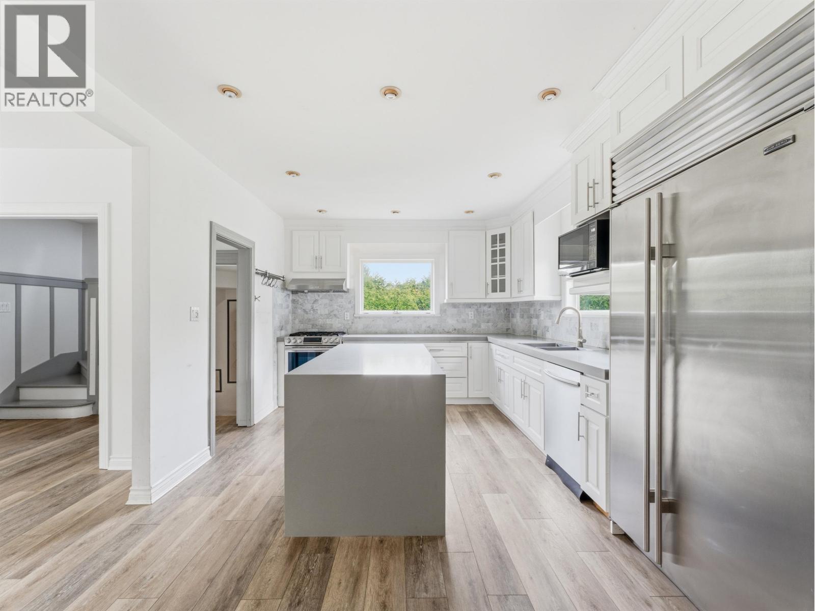 5140 SPERLING AVENUE, Burnaby