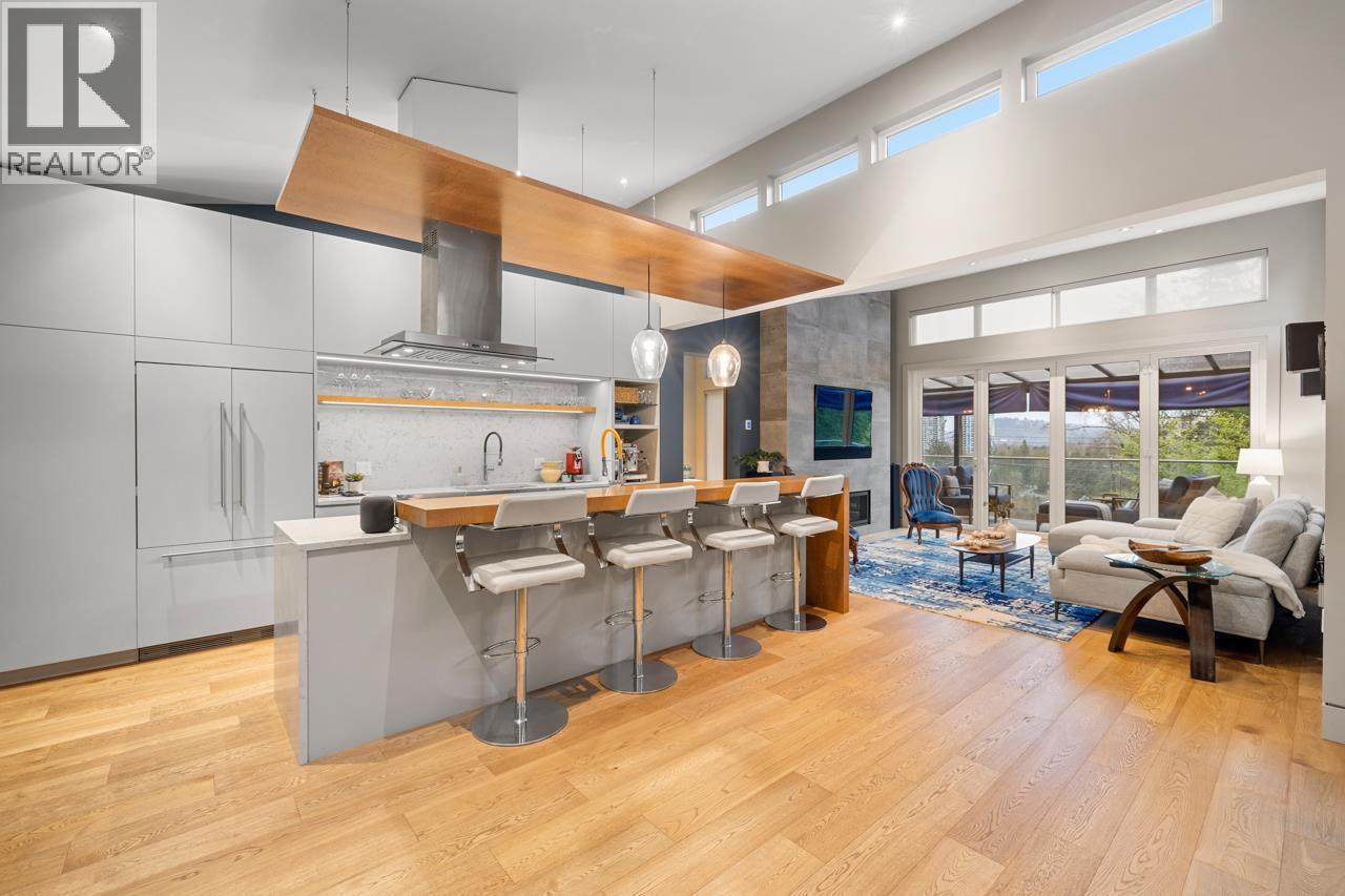 1269 CLOVERLEY STREET - Photo 4 of 37, North Vancouver, British Columbia