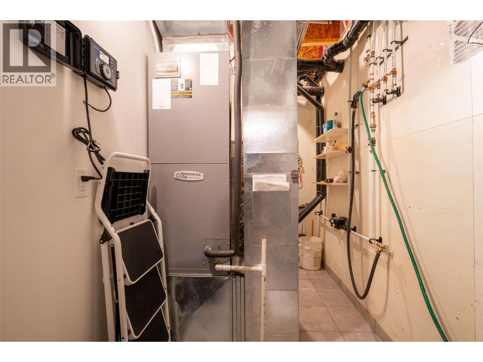  132 Crown Crescent, Vernon