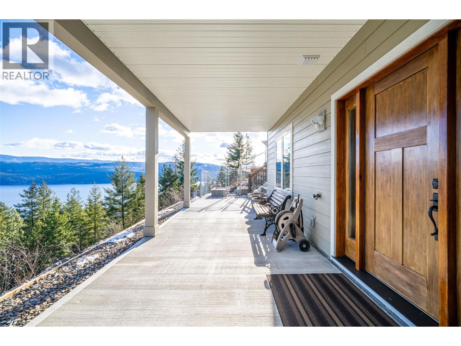  132 Crown Crescent, Vernon