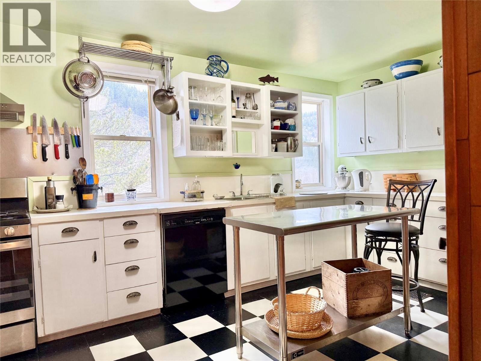 267 LONG LAKE Avenue, Greenwood