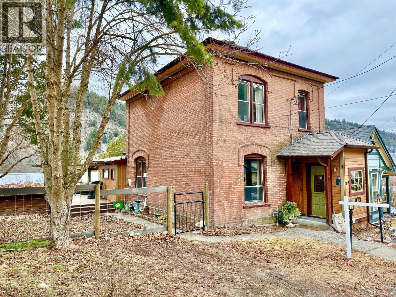 267 LONG LAKE Avenue, Greenwood