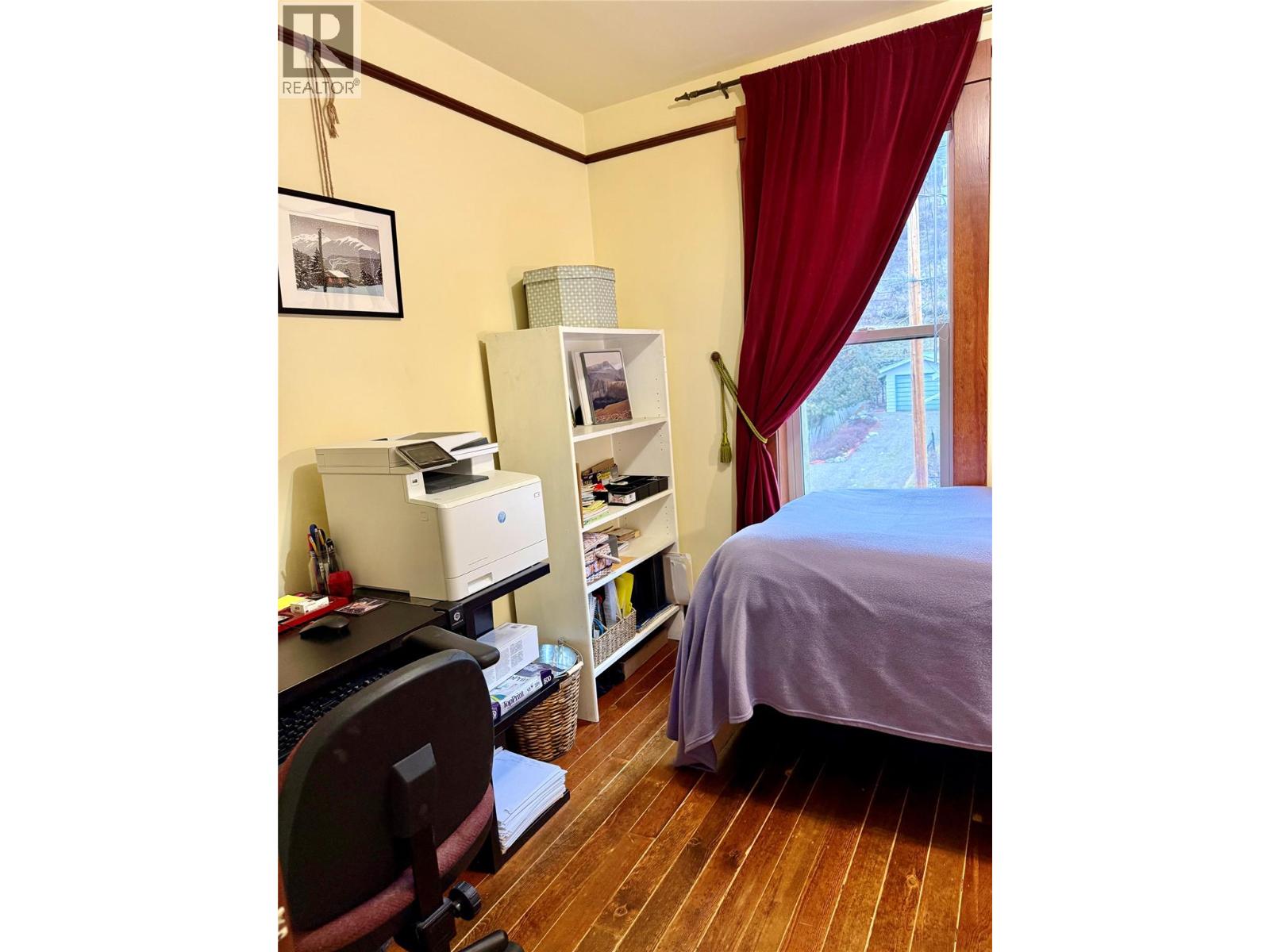 267 LONG LAKE Avenue, Greenwood