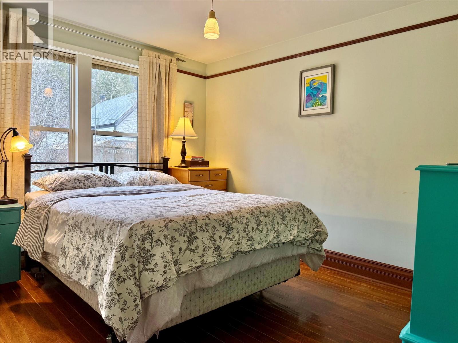 267 LONG LAKE Avenue, Greenwood