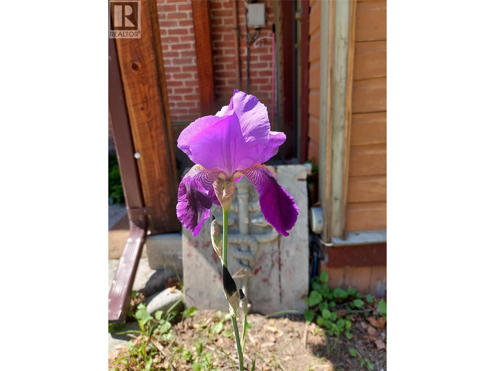 267 LONG LAKE Avenue, Greenwood