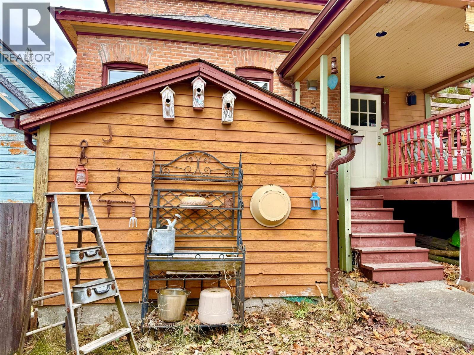 267 LONG LAKE Avenue, Greenwood