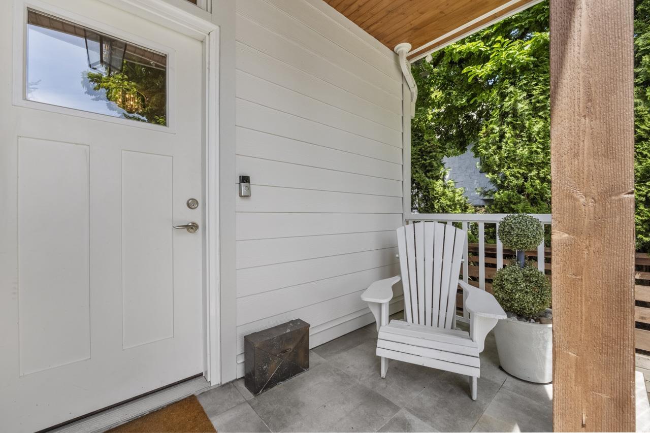 835 KENT STREET, White Rock