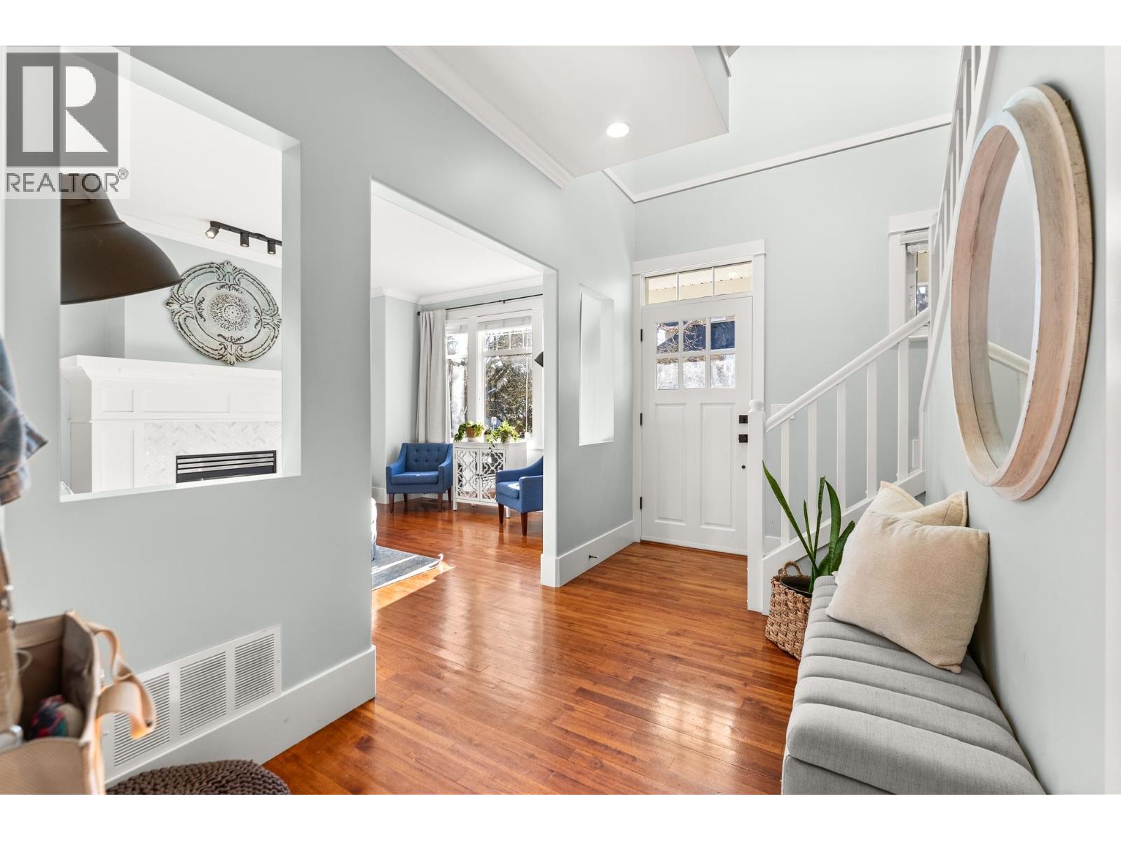 4 6333 PRINCESS LANE, Richmond