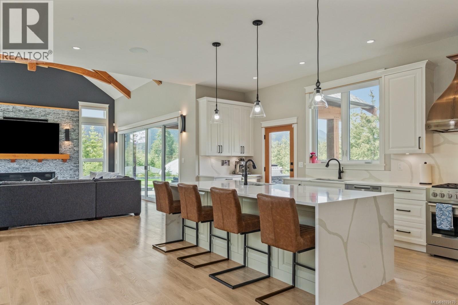 2833 Woodcroft Pl, Shawnigan Lake