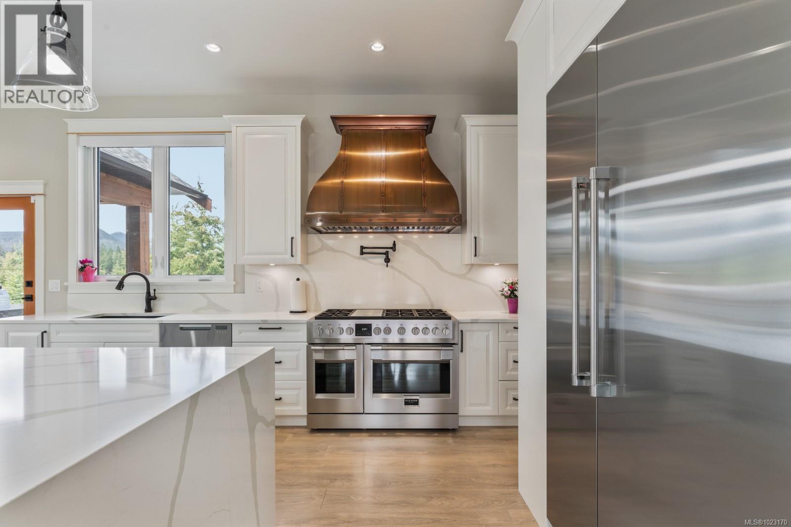 2833 Woodcroft Pl, Shawnigan Lake