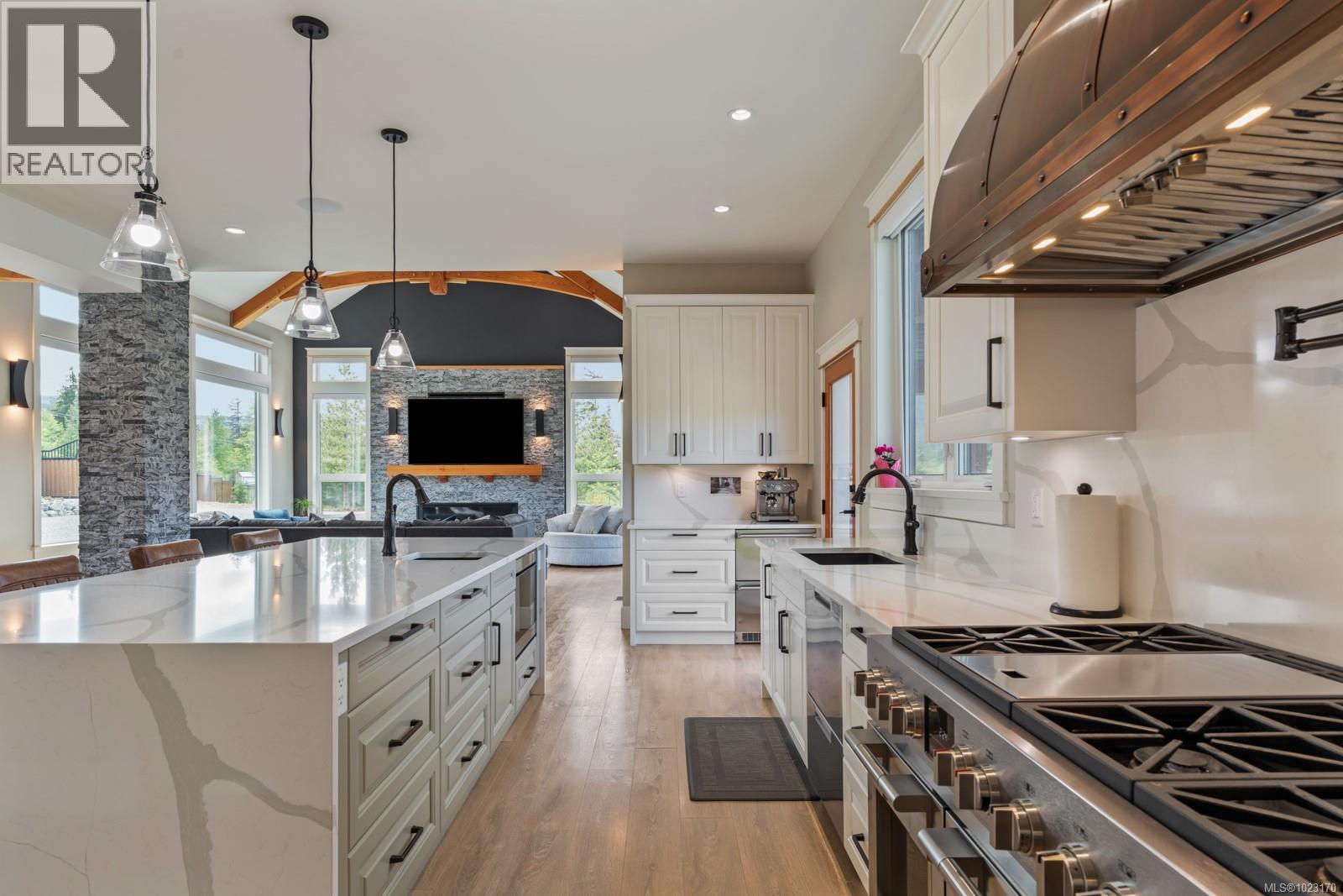 2833 Woodcroft Pl, Shawnigan Lake