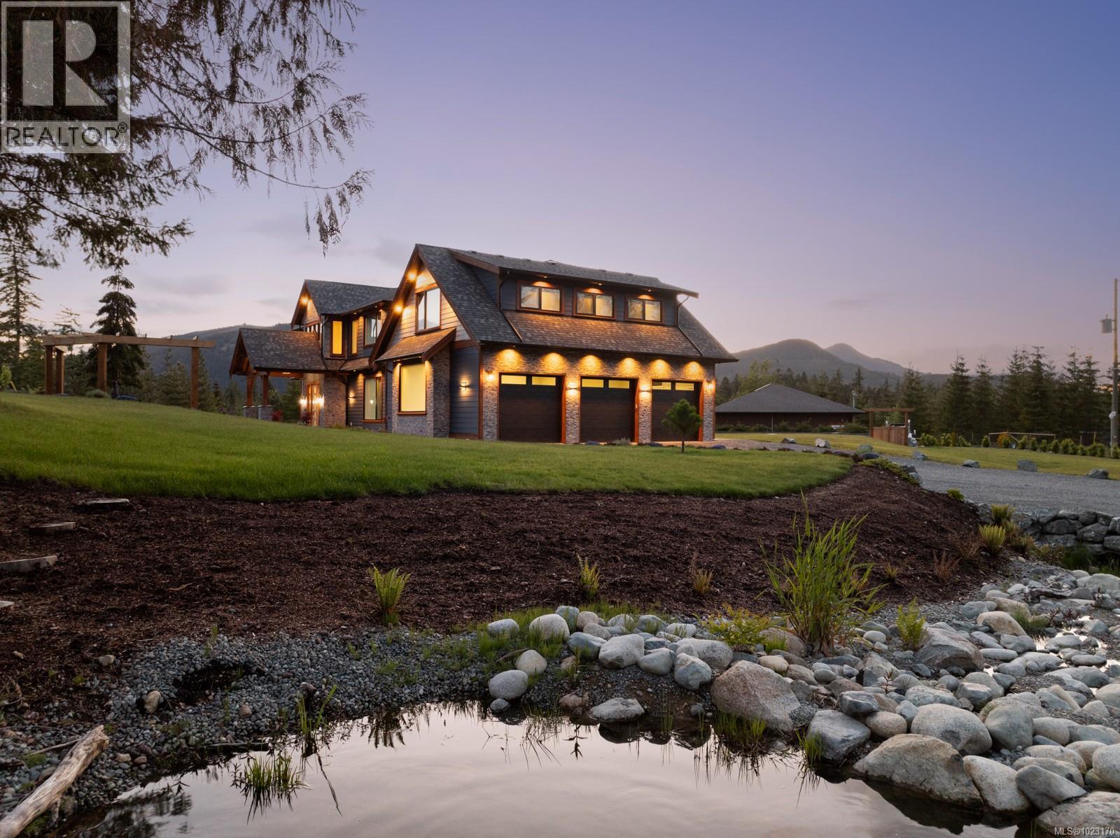 2833 Woodcroft Pl, Shawnigan Lake