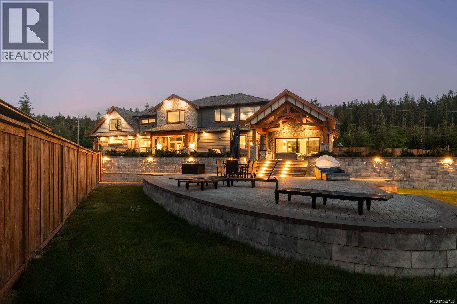 2833 Woodcroft Pl, Shawnigan Lake