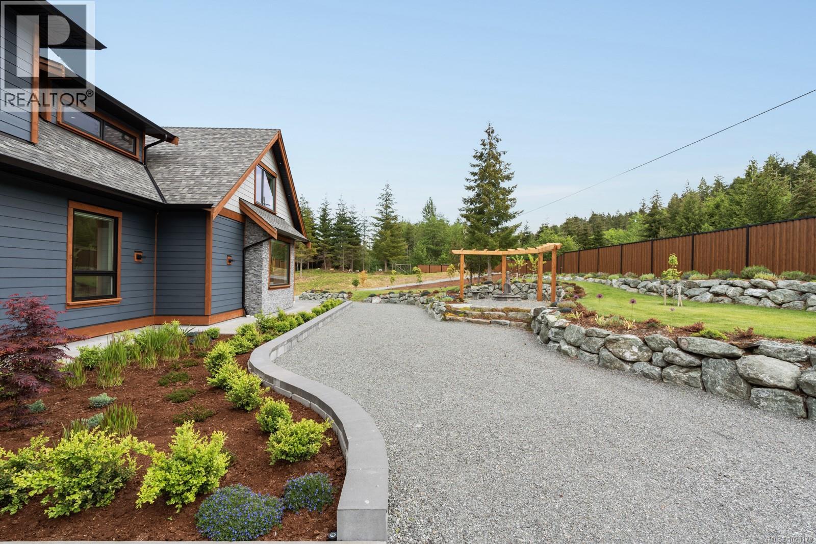 2833 Woodcroft Pl, Shawnigan Lake