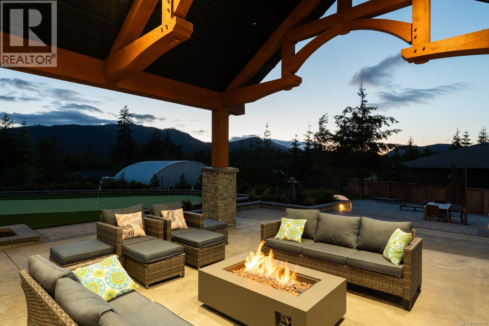 2833 Woodcroft Pl, Shawnigan Lake