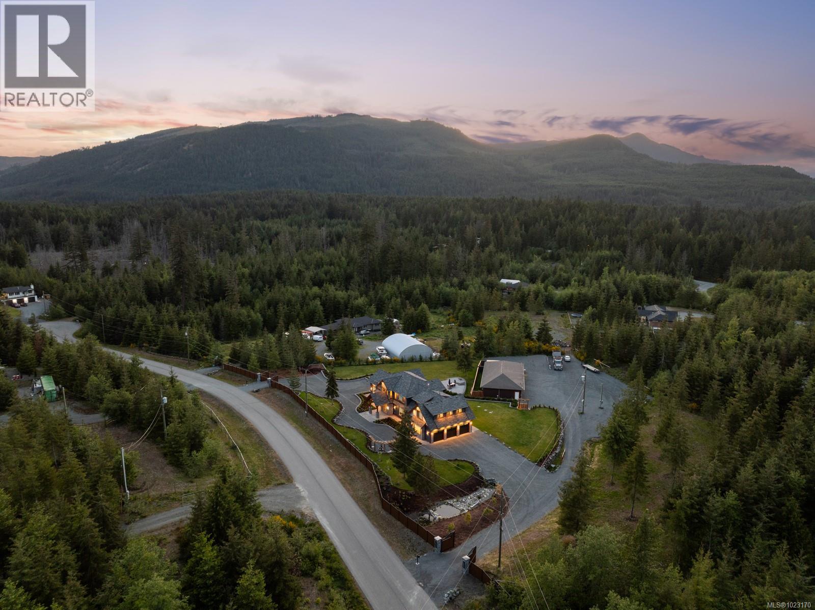 2833 Woodcroft Pl, Shawnigan Lake