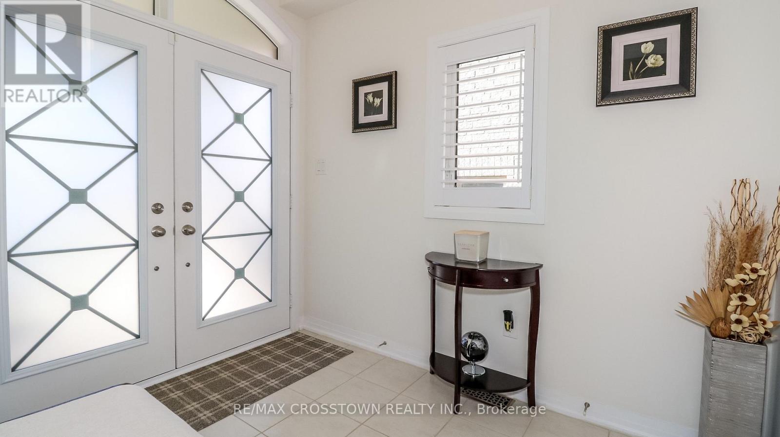 1709 EMBERTON WAY - Photo 5 of 49, Innisfil, Ontario