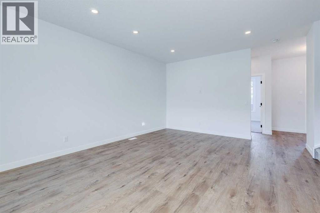 Single Family House for Sale in  Savanna Place NE Saddle Ridge Calgary 