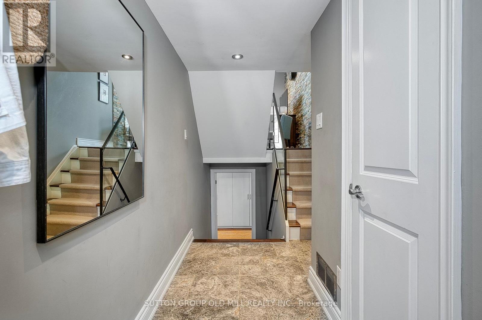 1 - 4 BRADBROOK ROAD - Photo 4 of 38, Toronto (Islington-City Centre West), Ontario