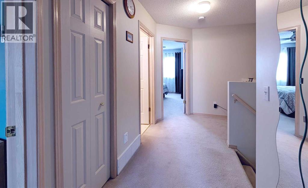 Single Family House for Sale in  Shawbrooke Court SW Shawnessy Calgary 