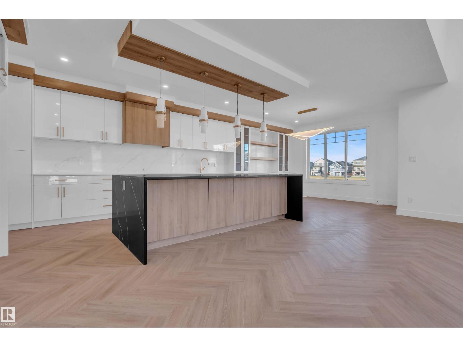 463 Crystal Creek LI, Leduc