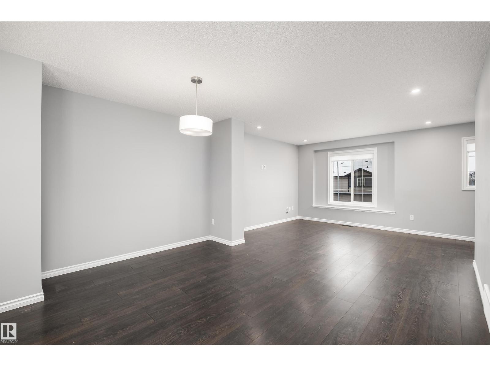 #11 20 Augustine CR, Sherwood Park