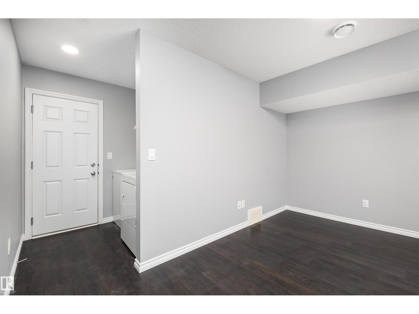 #11 20 Augustine CR, Sherwood Park