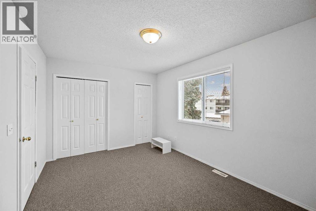 120 First Street East, Cochrane