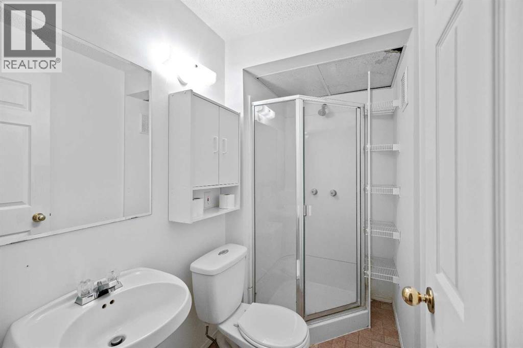 120 First Street East, Cochrane