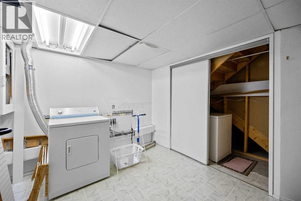 120 First Street East, Cochrane