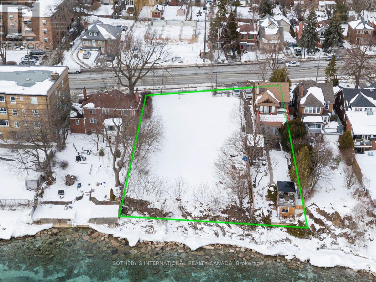 Listing photo of 2685 LAKE SHORE BOULEVARD W