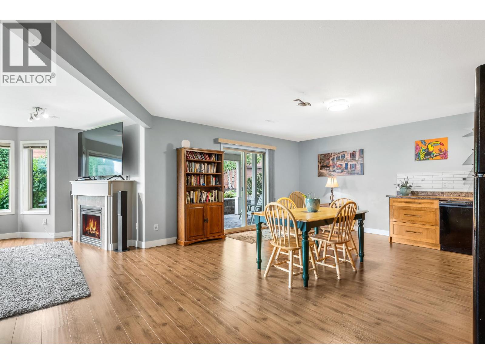 #2 2100 Boucherie Road - 25