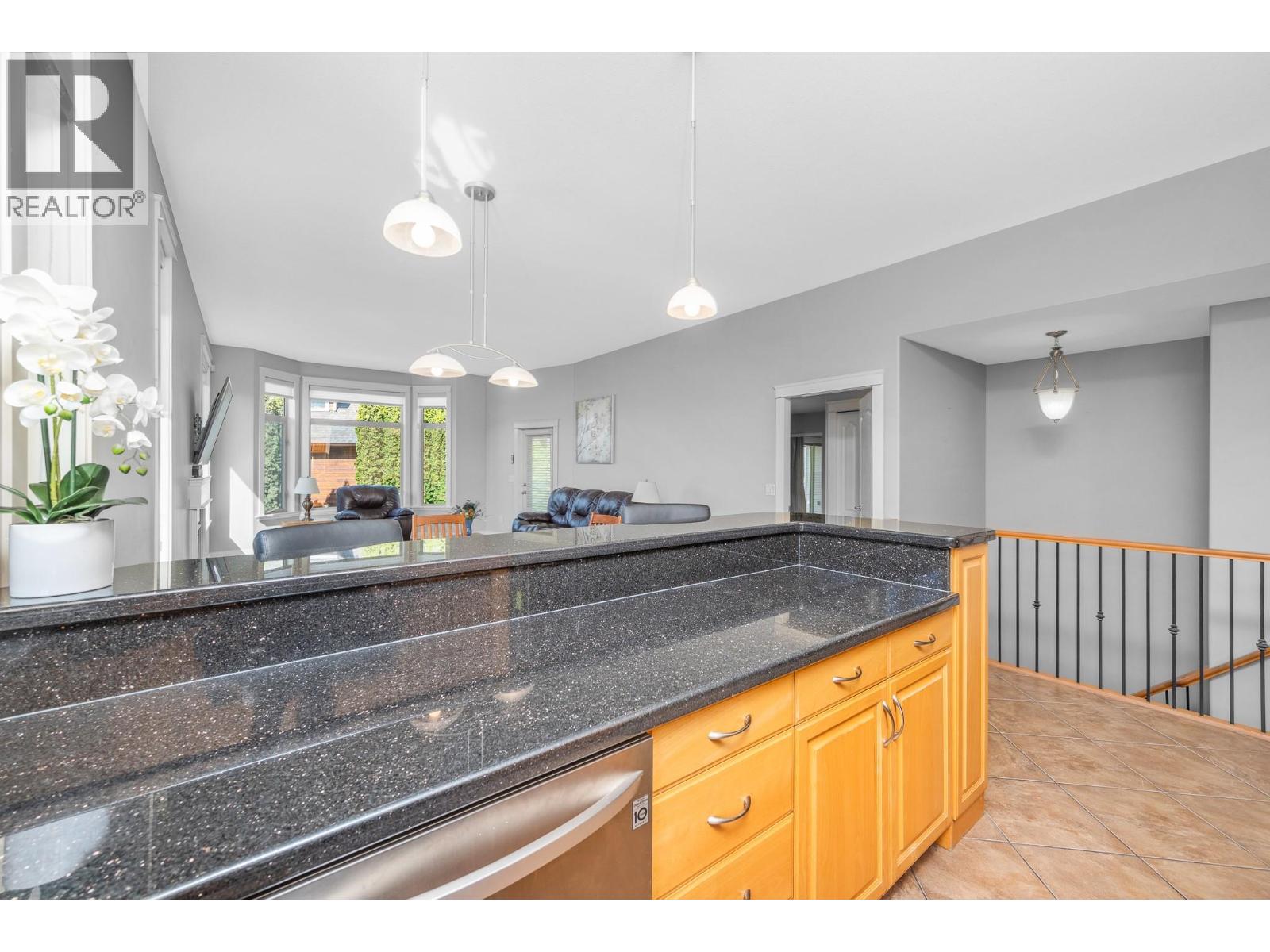 2 2100 Boucherie Road, West Kelowna